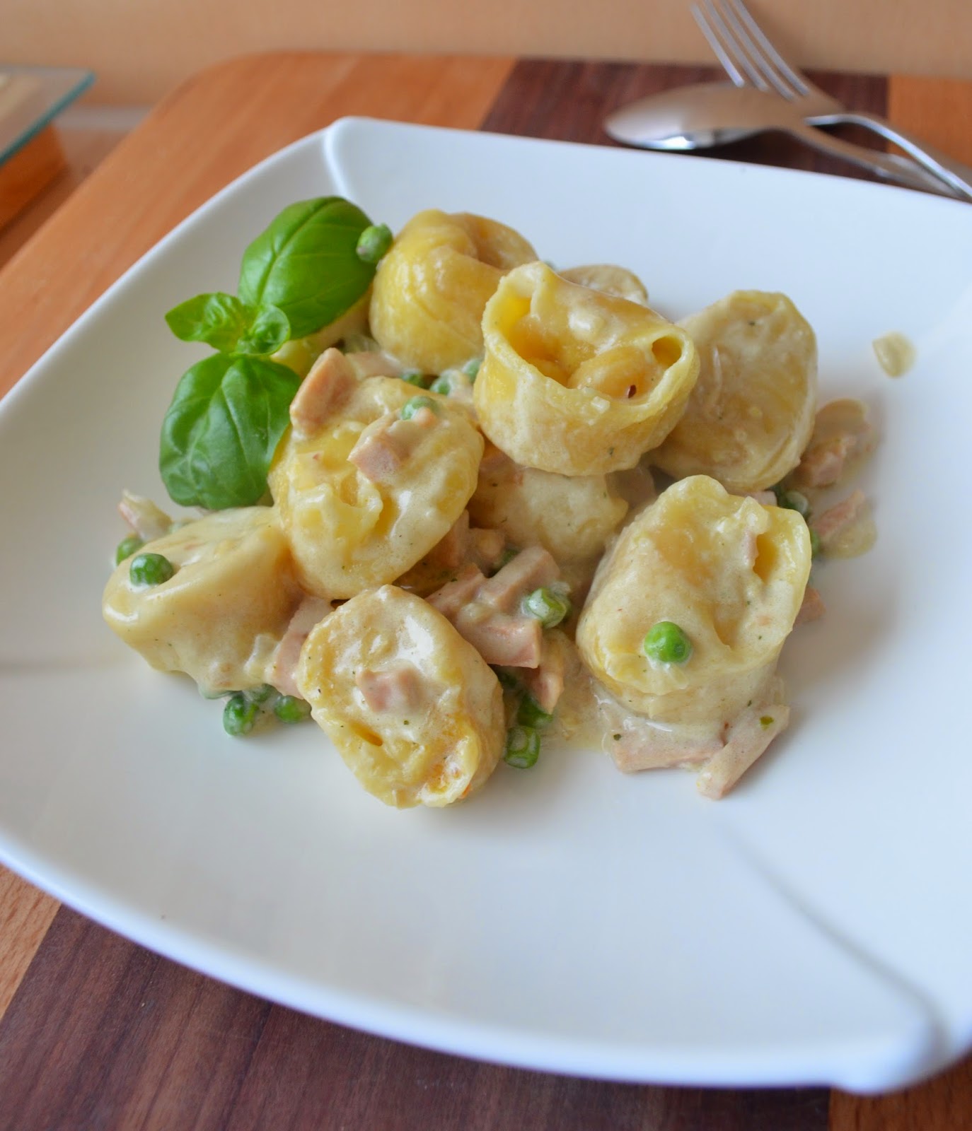 vegan cooking kase tortellini in schinken sahne sauce kase tortellini schinken sahne sauce piroggen rezept