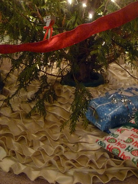 diy tree skirt