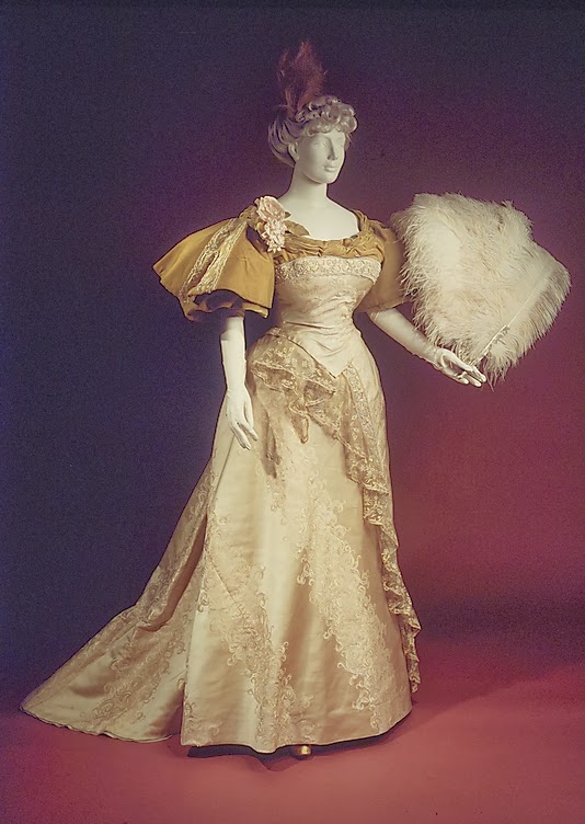 Charles Frederick Worth  Historical dresses, Vintage dresses, Vintage gowns