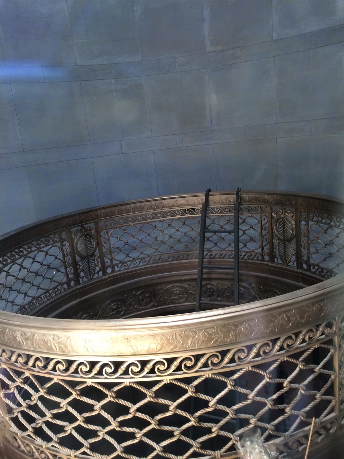 Podcast Rambling in Rose Hill Mysterious Chicago Tours