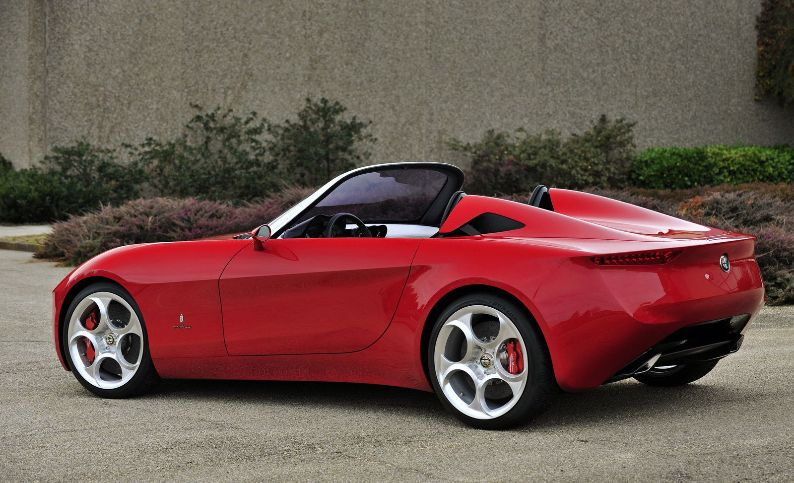 alfa romeo spider