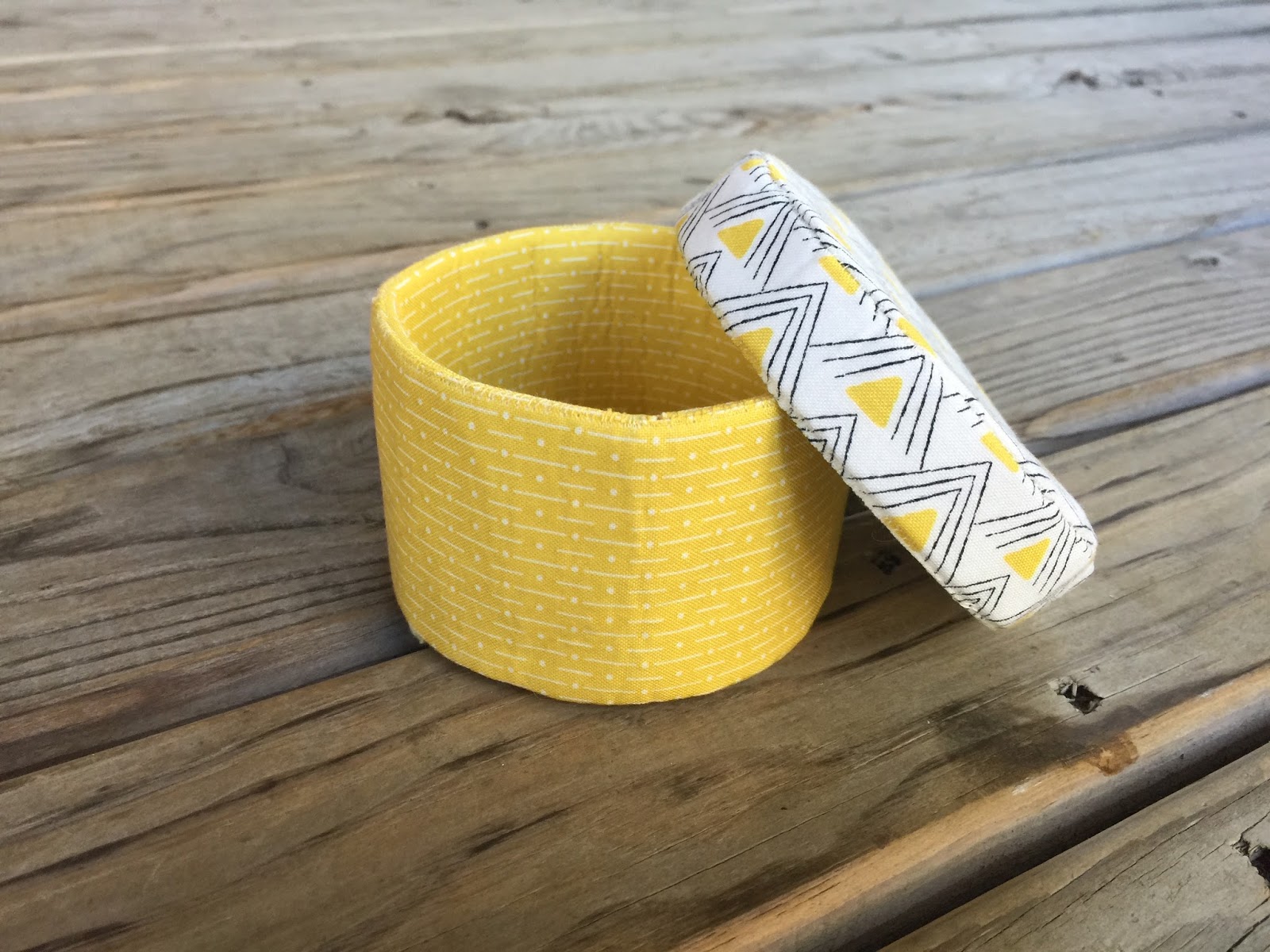 Sew Giving The Circle Box