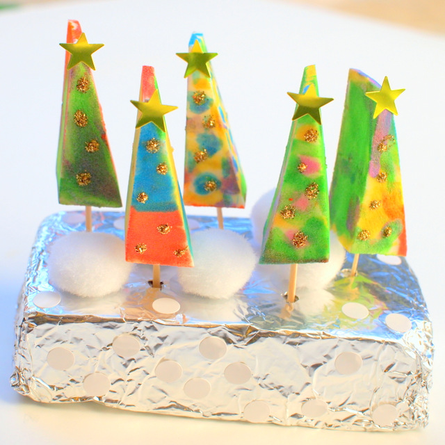 Mini Painted Sponge Christmas Trees Pink Stripey Socks