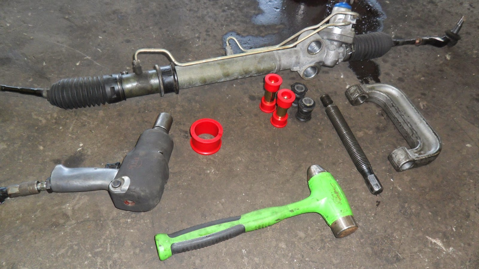 G35 14706 Steering Rack Bushings
