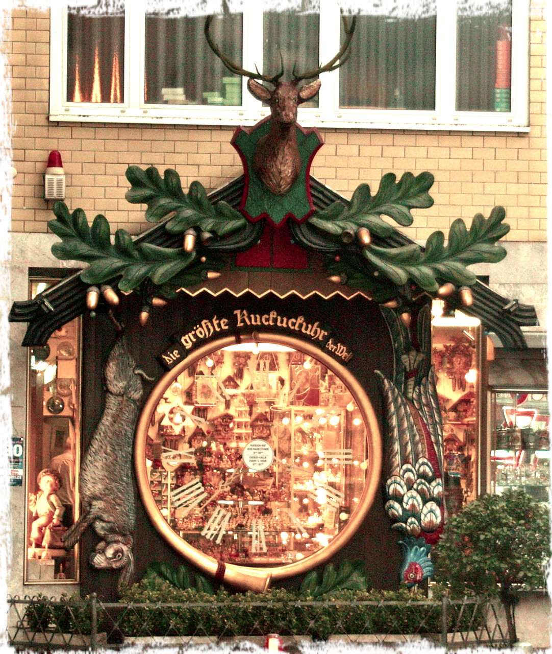 Frau Welle Attractions in Wiesbaden No. 1 The Cuckoo Clock
