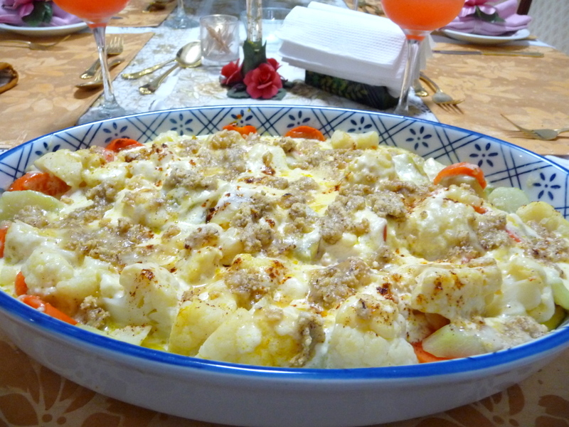SPLENDID LOWCARBING BY JENNIFER ELOFF VEGETABLE AU GRATIN CASSEROLE