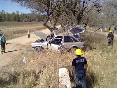 Espectacular accidente en la costanera de RÃo Segundo
