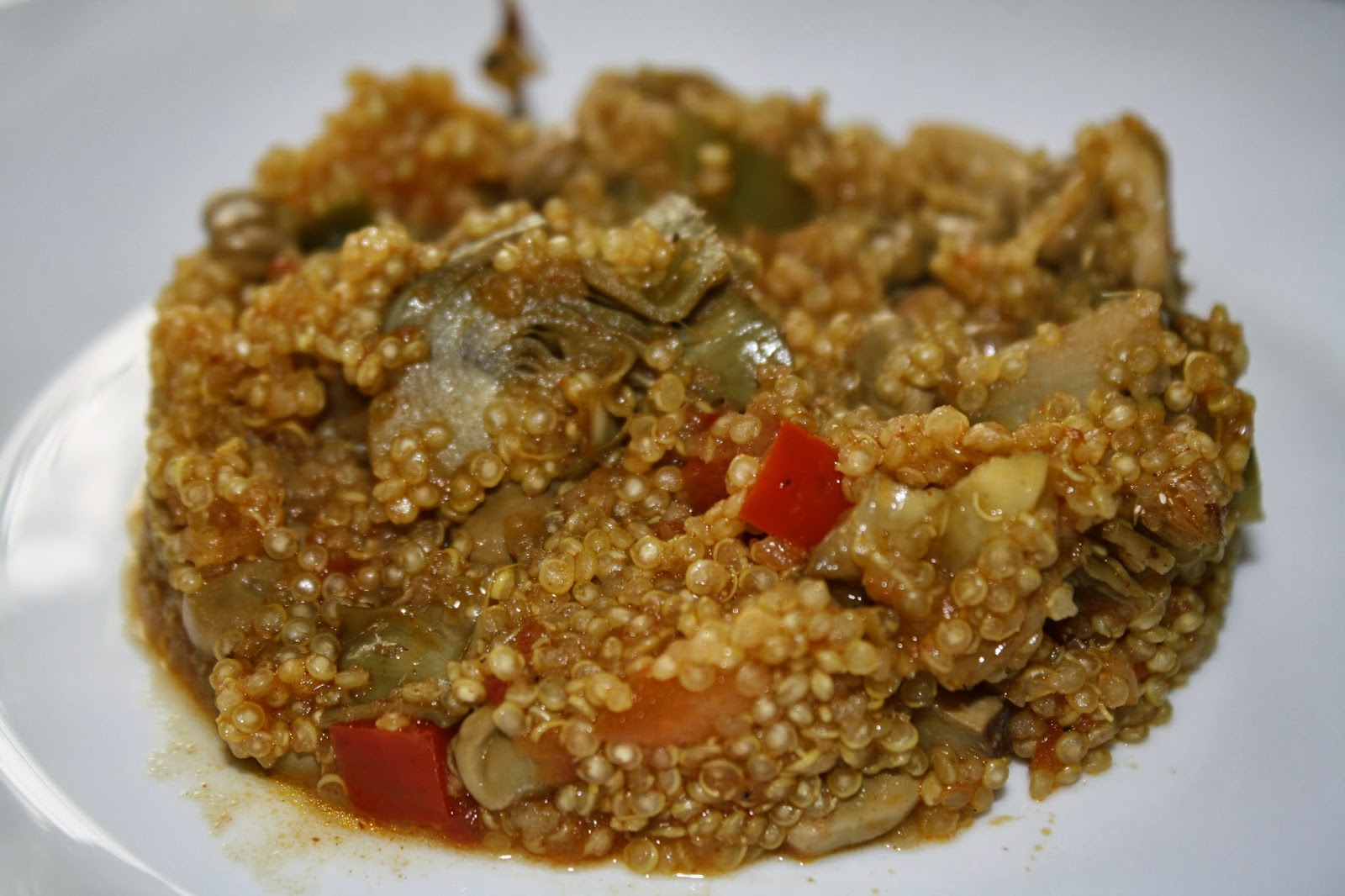 Mis consejos y recetas saludables Paella de Quinoa con Habas tiernas y Alcachofas