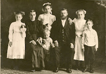 The Gusa Family 1912