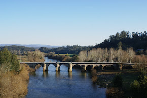 PONTE SOBRE RIO VOUGA