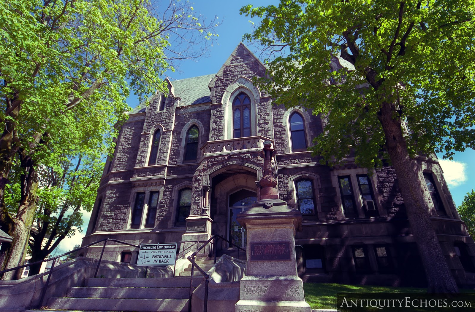 Beautiful Disused Fitchburg Courthouse r/architecture
