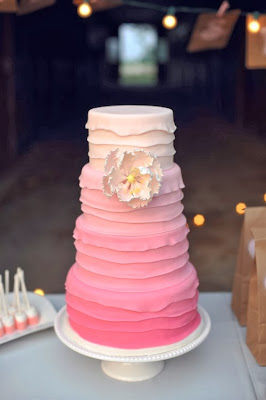 уникална сватбена торта