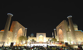 Samarkand Registan lit up for Sharq Taronalari  performance