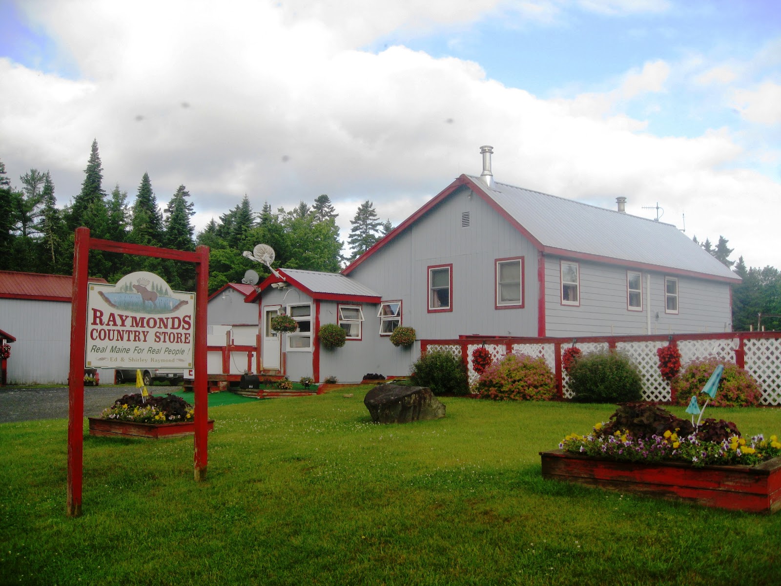 Mark and Pat's Adventures Something Else, Raymond's General Store