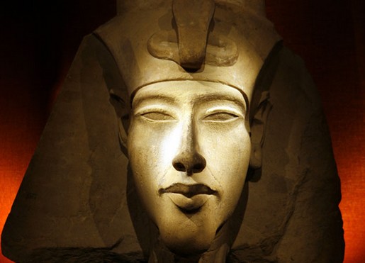 akhenaten.jpg