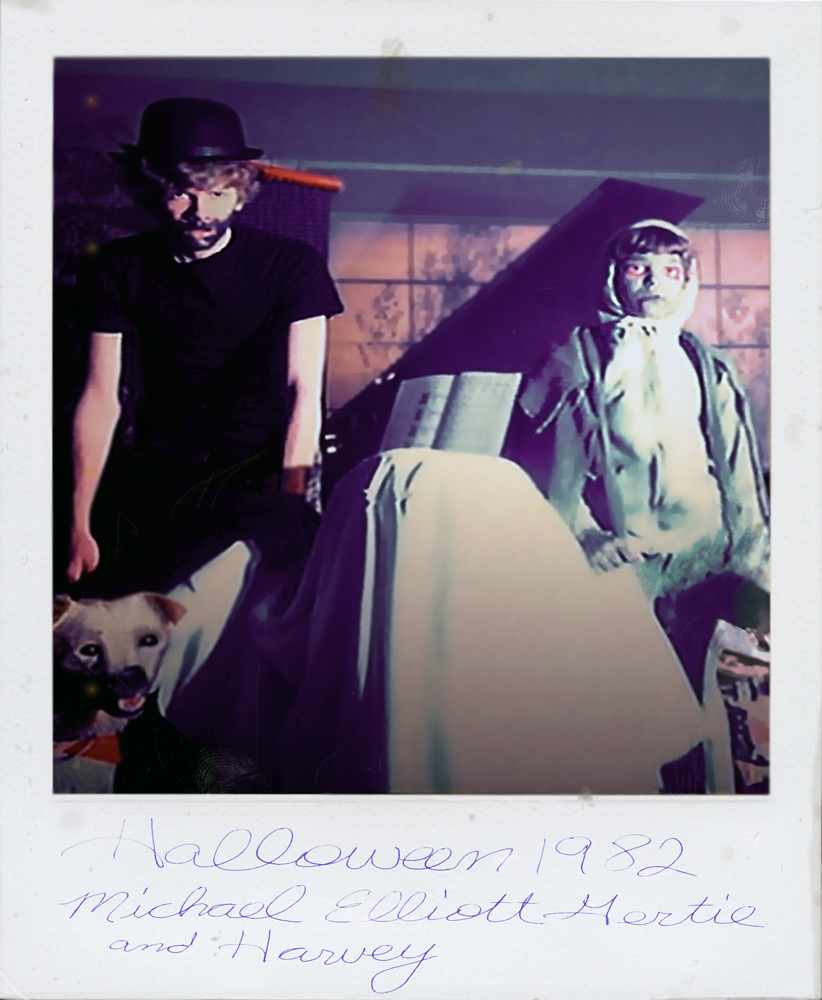 Neato Coolville E.T. THE EXTRATERRESTRIAL THE HALLOWEEN SCENE