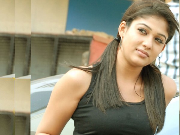 wallpapers of actresses. Hot Actress Wallpapers