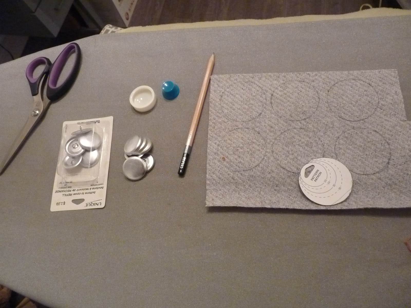 d i y d e s i g n How to ReUpholster a Sofa