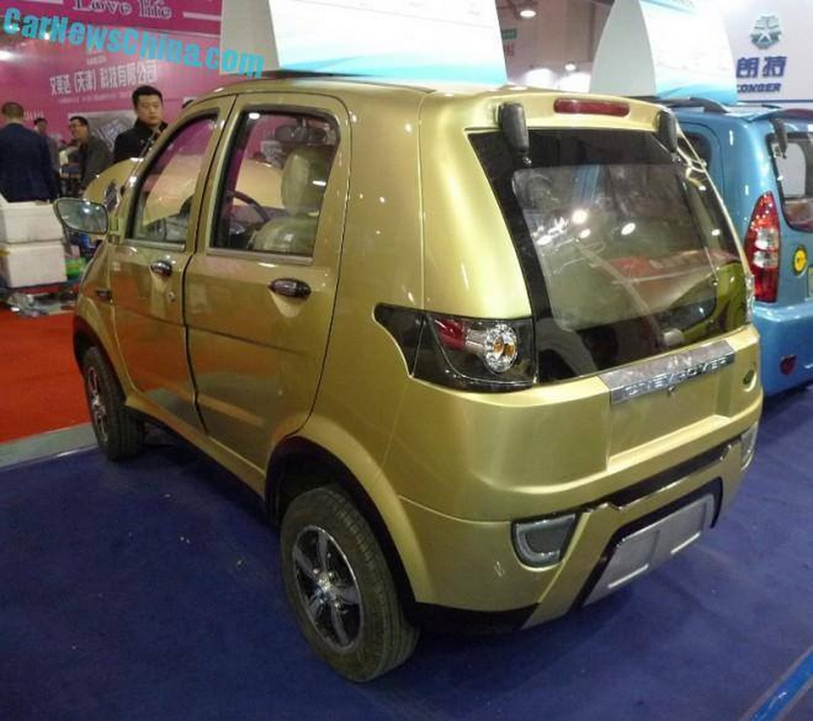 Range-Rover-China-Clone-4.jpg
