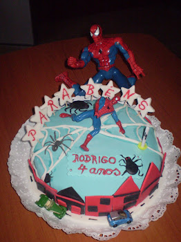 Bolo aniversário Spiderman