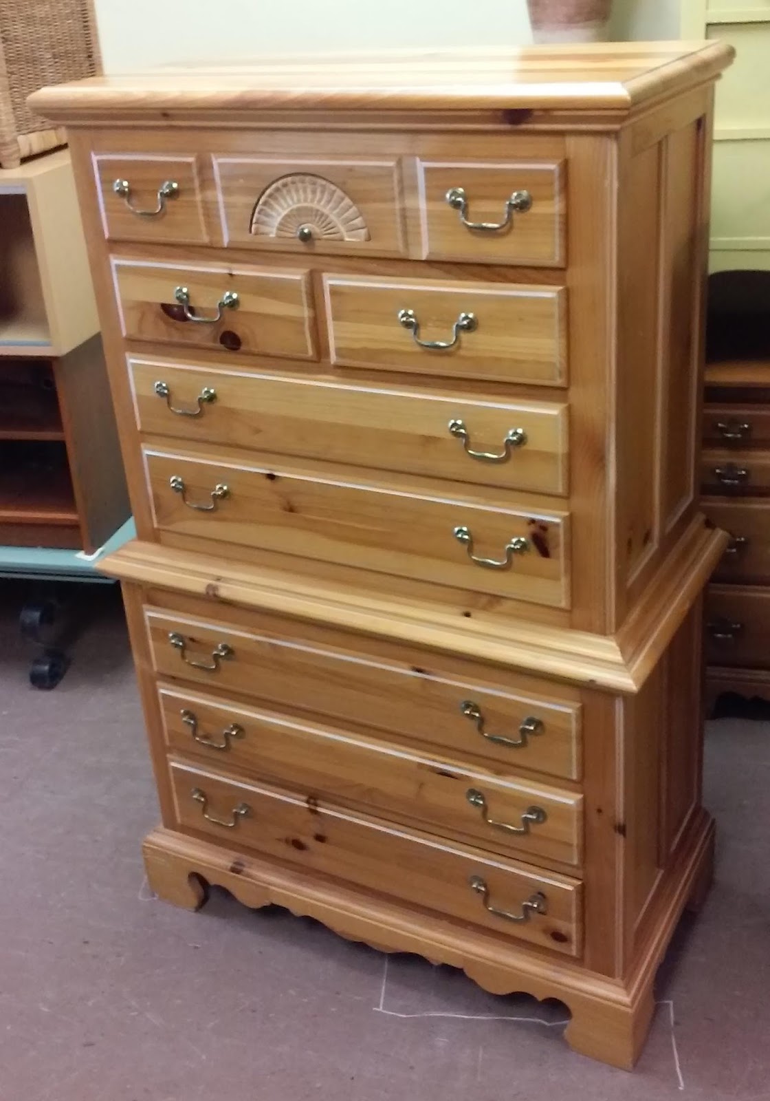Uhuru Furniture Collectibles Sold Reduced Broyhill Country