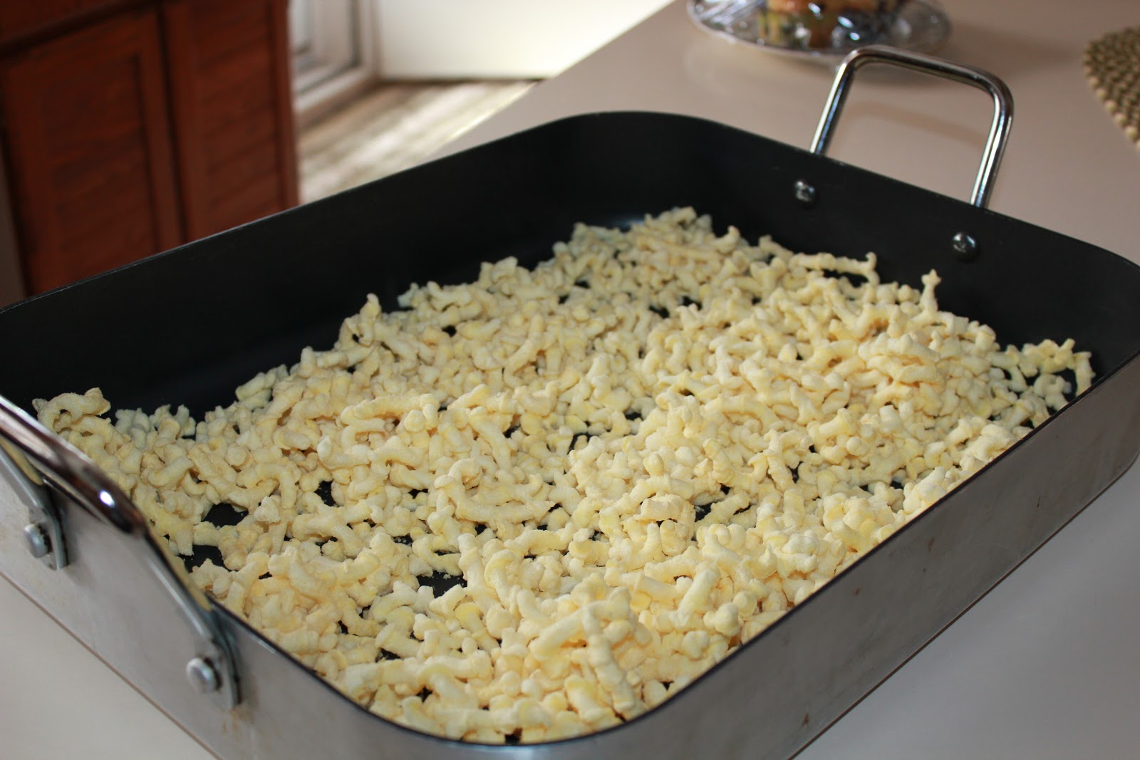Sisters Luv 2 Cook Caramel Popcorn Twists