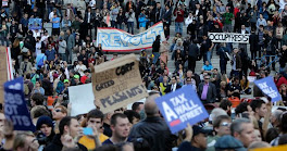 Διαδηλωτές και στη Μητρόπολη του καπιταλισμού, στη  Γουόλ Στριτ