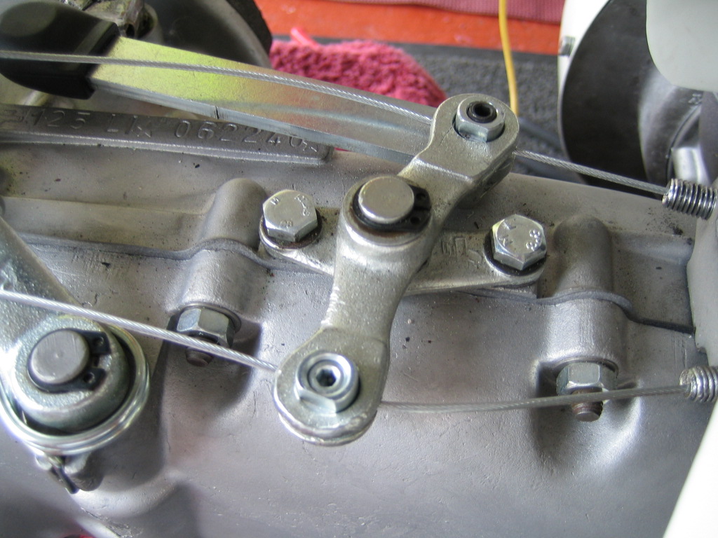 Lambretta Restoration Installing cables. Engine end only