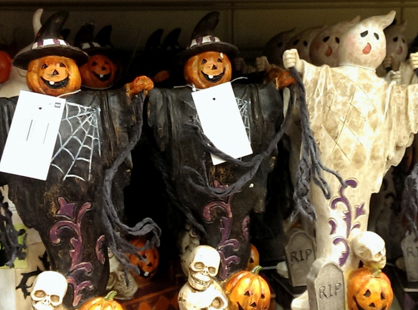 OTIS (Odd Things I've Seen): Halloween at the Christmas Tree Shops