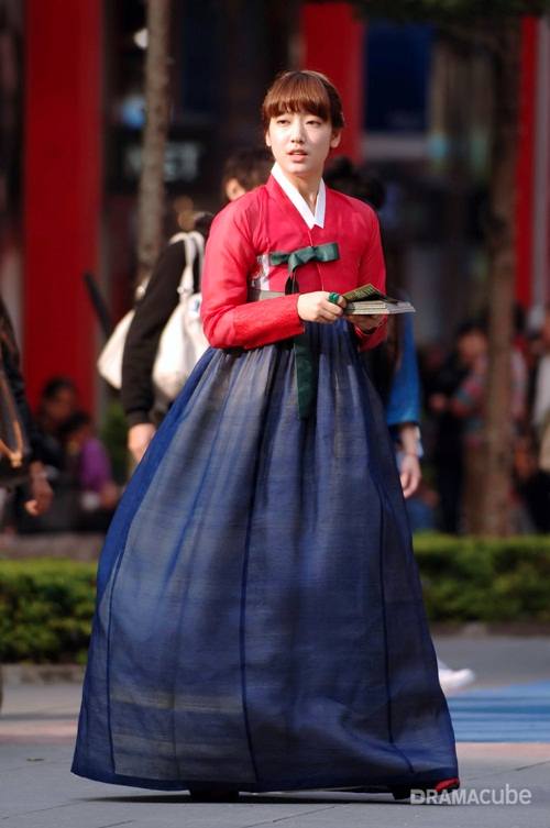 Monchan Worlds: [PROFILE + PHOTO] Park Shin Hye