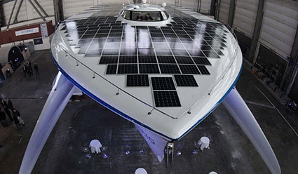 أكبر سفينة تعمل بالطاقة الشمسية 1