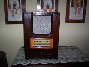 Rádio RCA Modelo 85T8 Tombstone de 1937 - Valvulado
