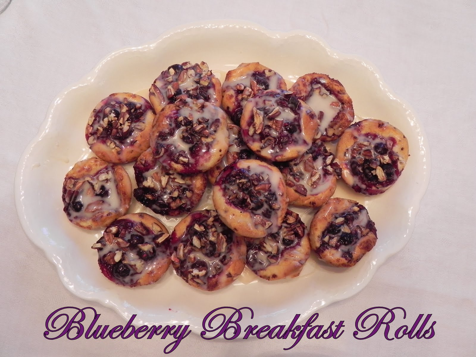 Gift of Simplicity Blueberry Breakfast Rolls