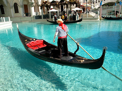 boat hotel definition the gondola blog outdoor gondolas and gondoliers in las vegas boat hotel definition the gondola blog outdoor gondolas and gondoliers in las vegas