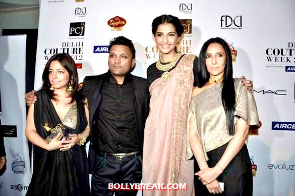 Sonam Kapoor - (7) - Sonam Kapoor at the PCJ Delhi Couture Week 2012