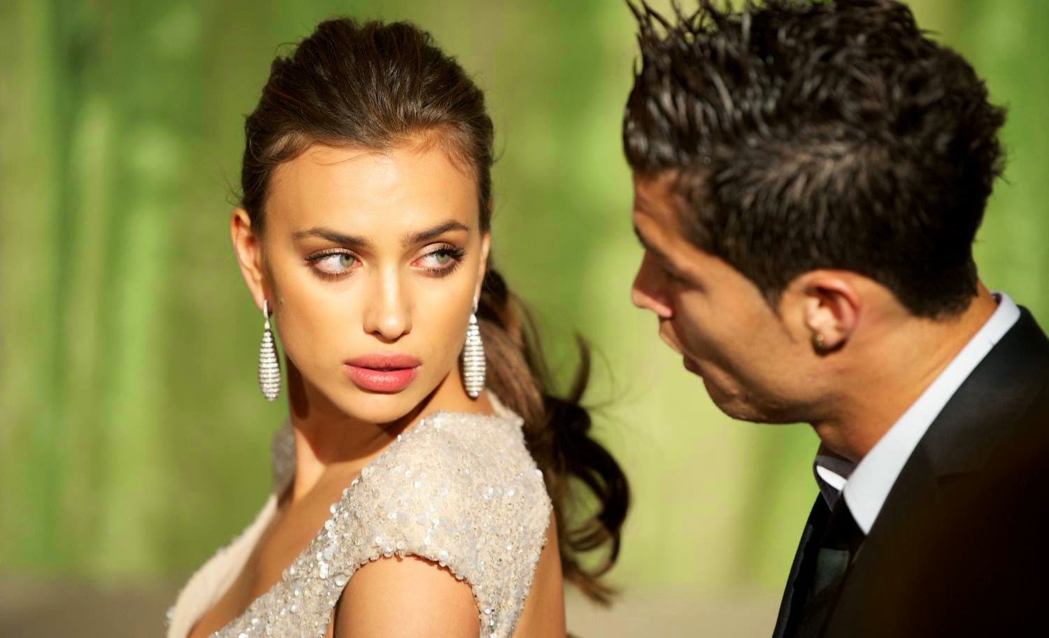Irina Shayk Cristiano Ronaldo strikes again // Irina Shayk ataca