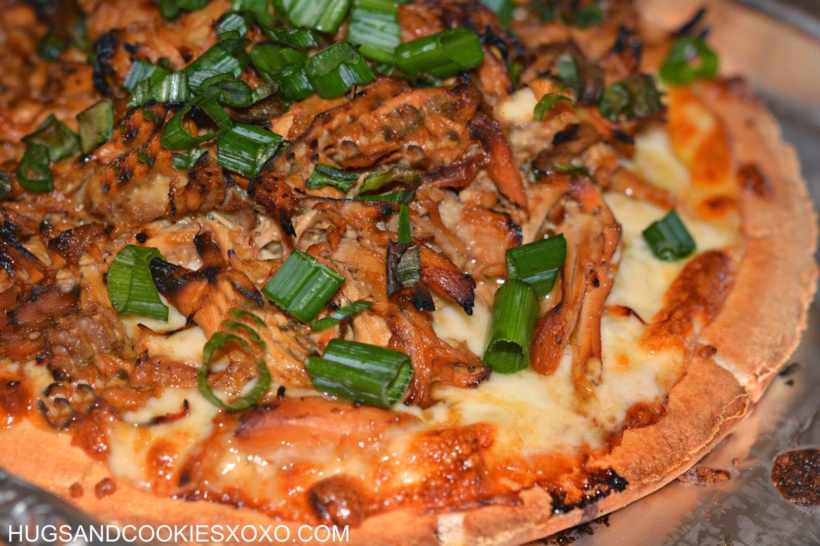 HONEY GARLIC CHICKEN PIZZA! Hugs and Cookies XOXO