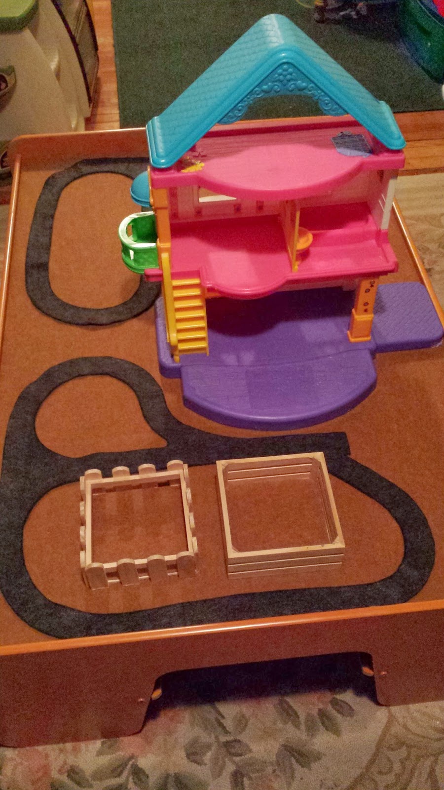 Munchkin and Bean DIY Train Table Play Mat Roads