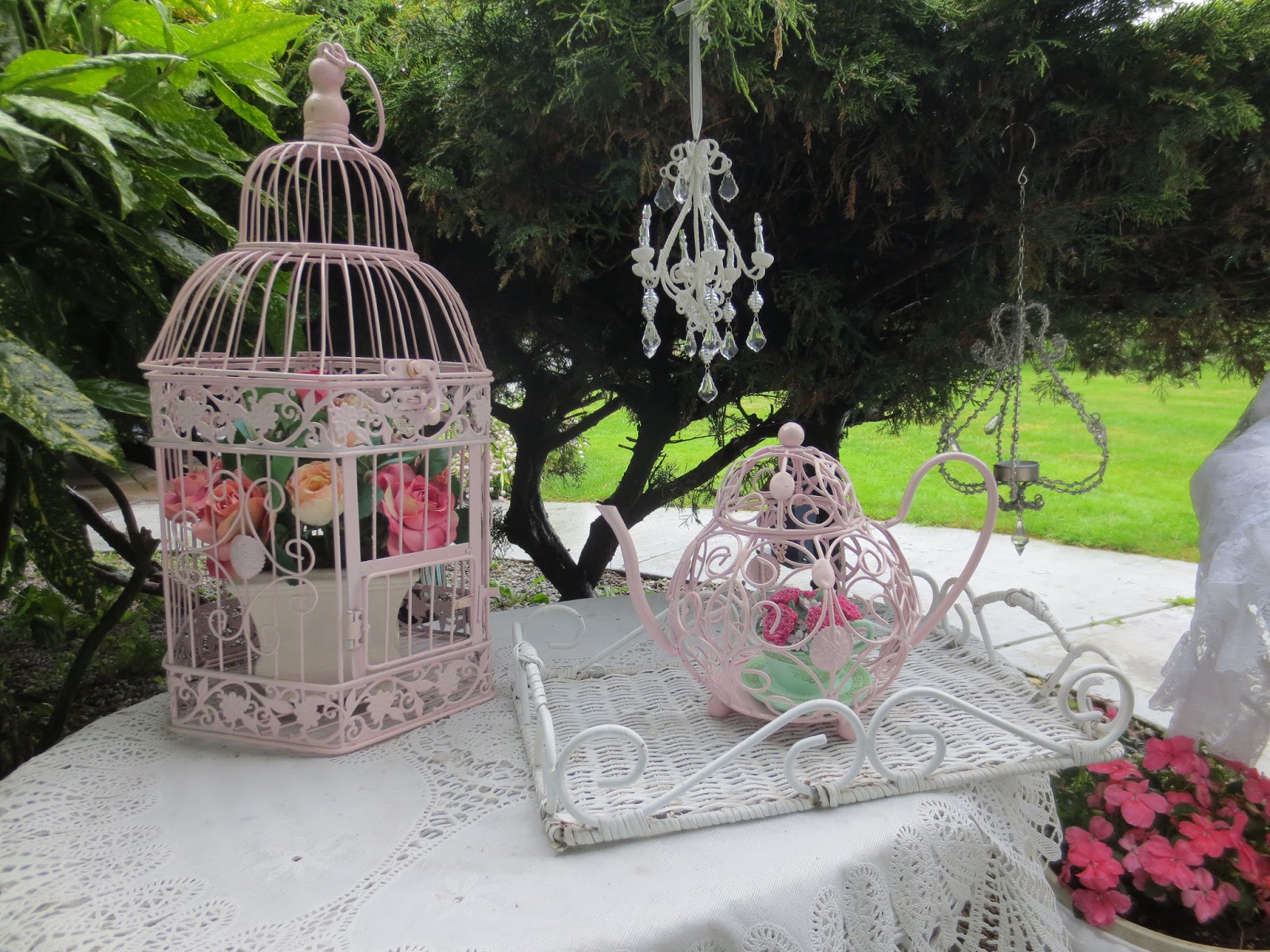 Karen's Cottage and Castle Pretty in Pink at the Cottage