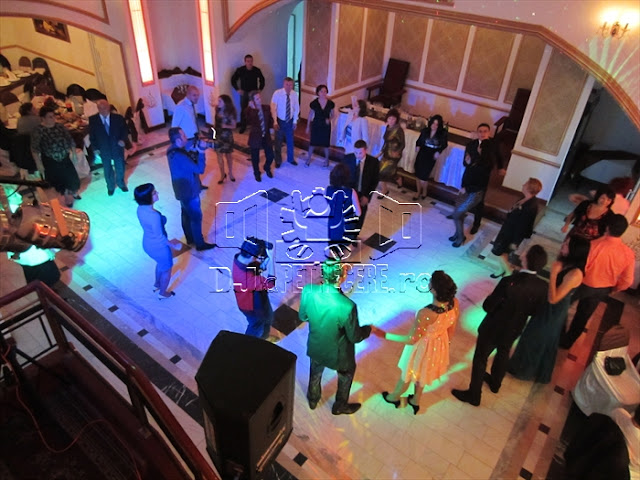 Petrecere de cununie cu DJlaPetrecere.ro - Casa de cultura a studentilor - 0768788228 Petrecere de cununie cu DJlaPetrecere.ro - Casa de cultura a studentilor - 0768788228