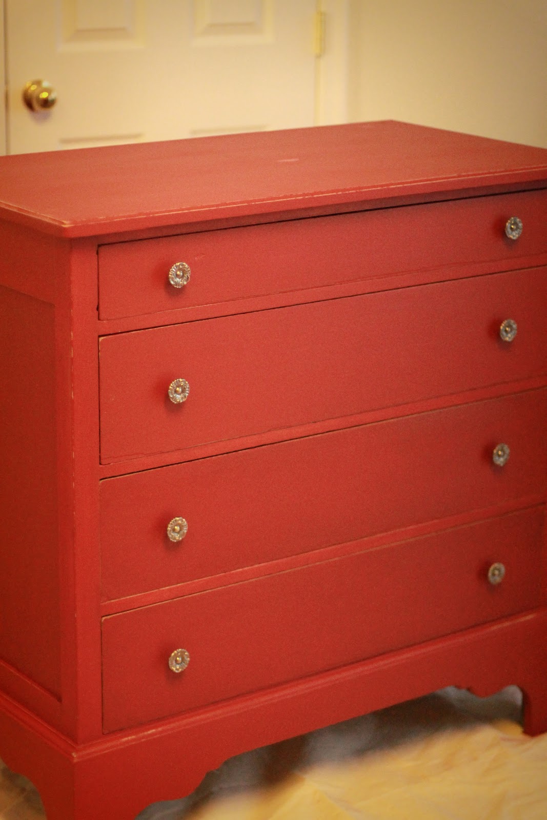 Christy Lately: DIY: Refinish and Distressed Furniture + Chalk Paint!