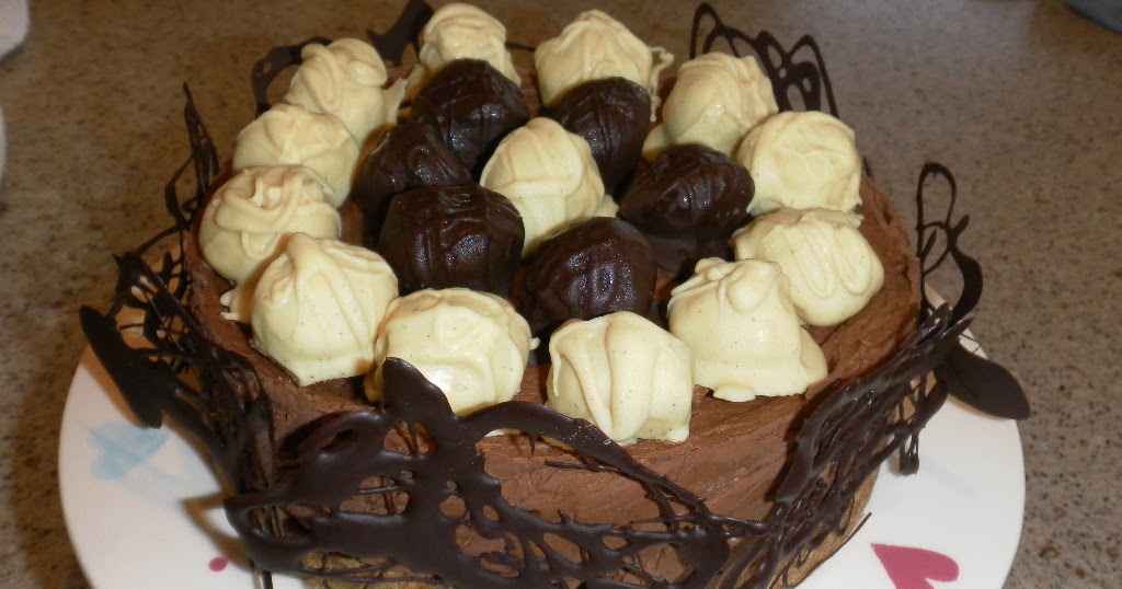 FLOWER POT KITCHEN DECADANT CHOCOLATE TRUFFLE TORTE CAKE