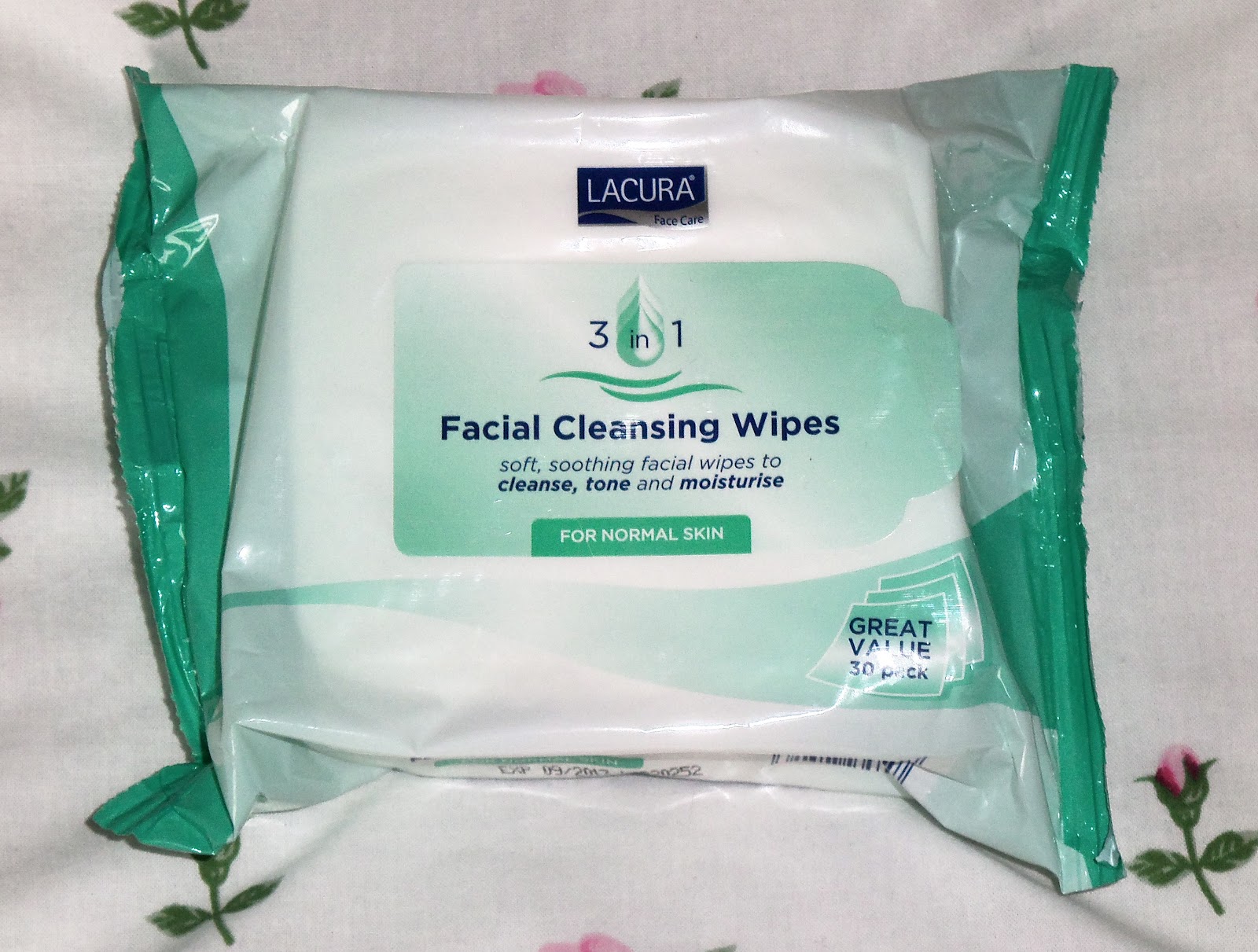 Beauty and Beyond.... Face wipes The best and the worst