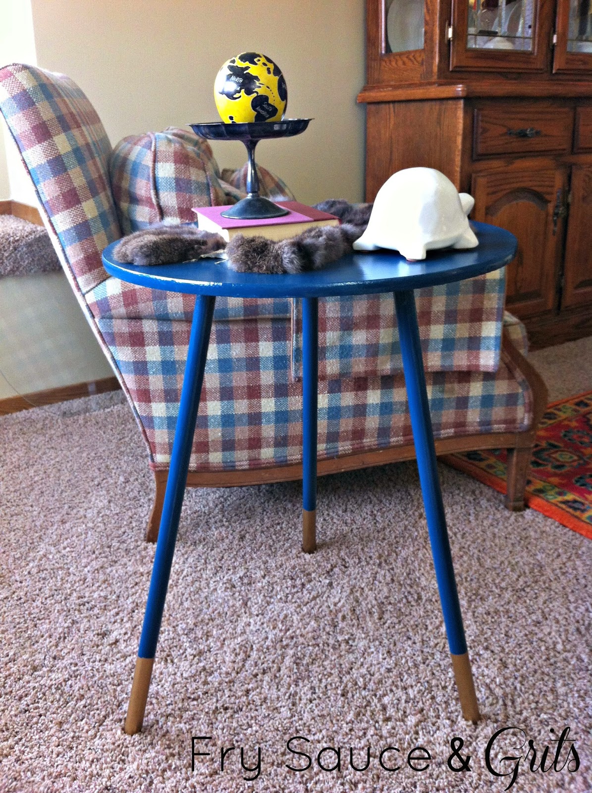 Fry Sauce & Grits DIY Painted and Gold Dipped End Table Makeover
