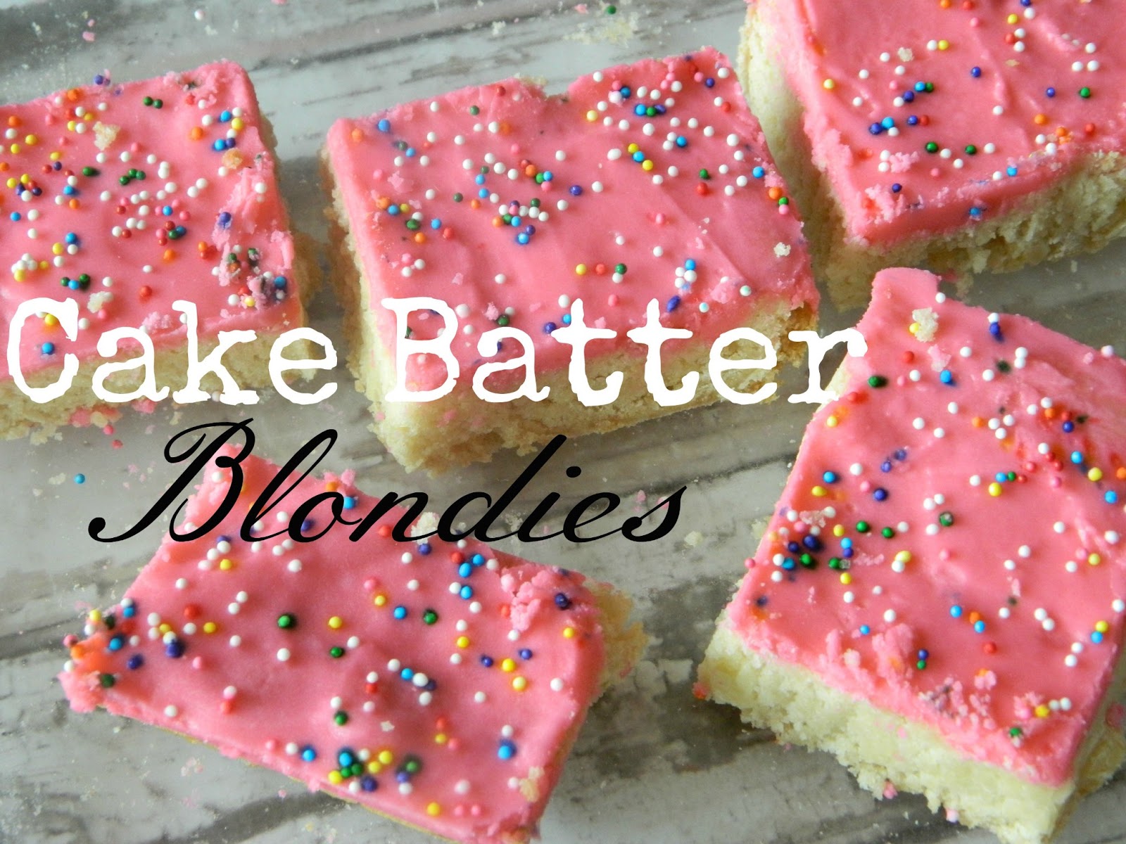 The Itsy Bitsy Baker Cake Batter Blondies