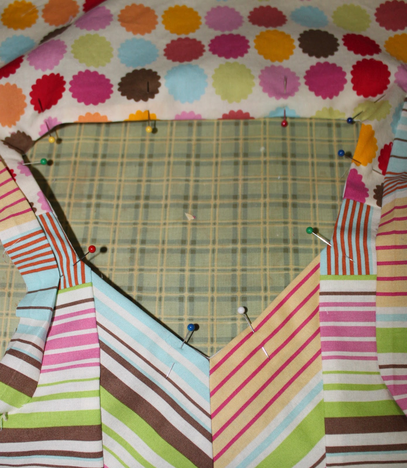 sew easy being green Chevron Stripes Top Tutorial!!