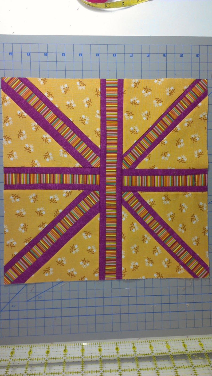 SewBerryPatch Union Jack quilt block tutorial