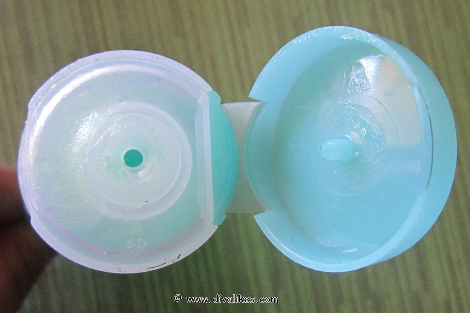 Pears Oil Clear Glow Facewash Review Diva Likes