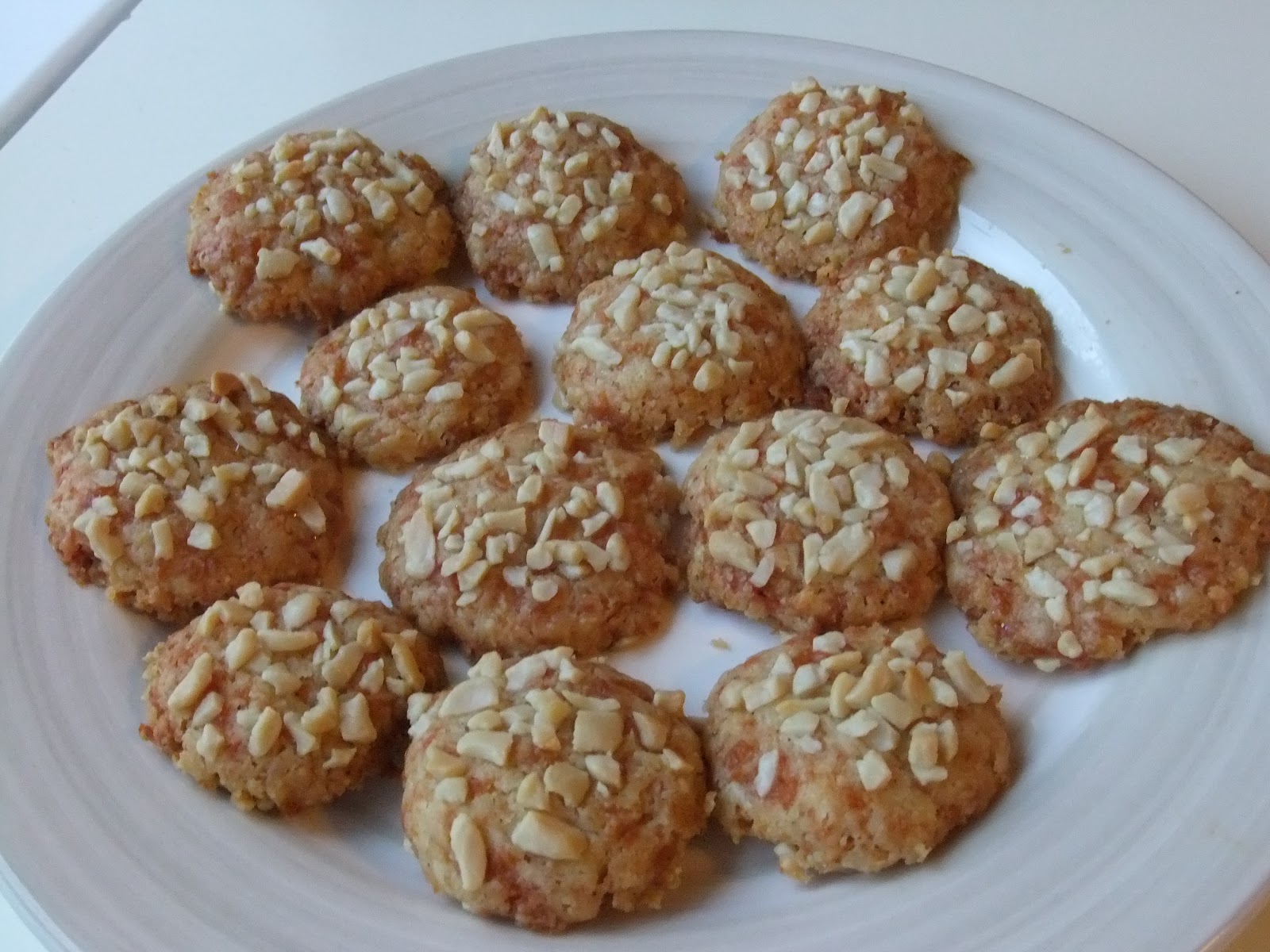 Rising To The Berry: Dorchester Biscuits