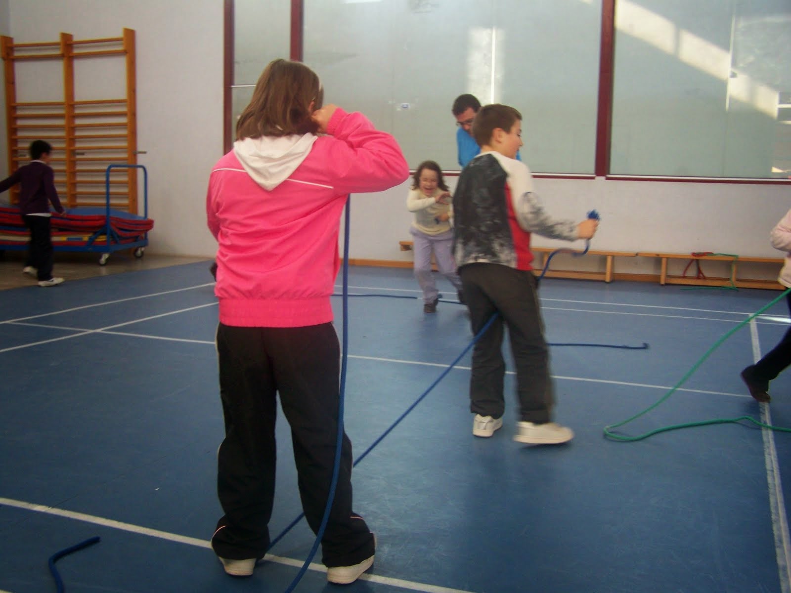 Dinamicas Grupales Robar la Cuerda juego Robar la Cuerda Dinamicas